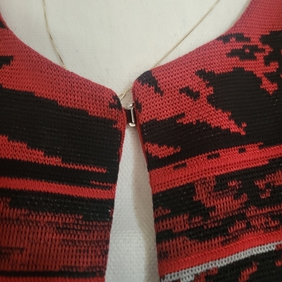 Misook sweater with hook and eye closure size xs - Picture 9 of 12